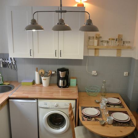 La Petite Maison Des Halles Тур Екстериор снимка